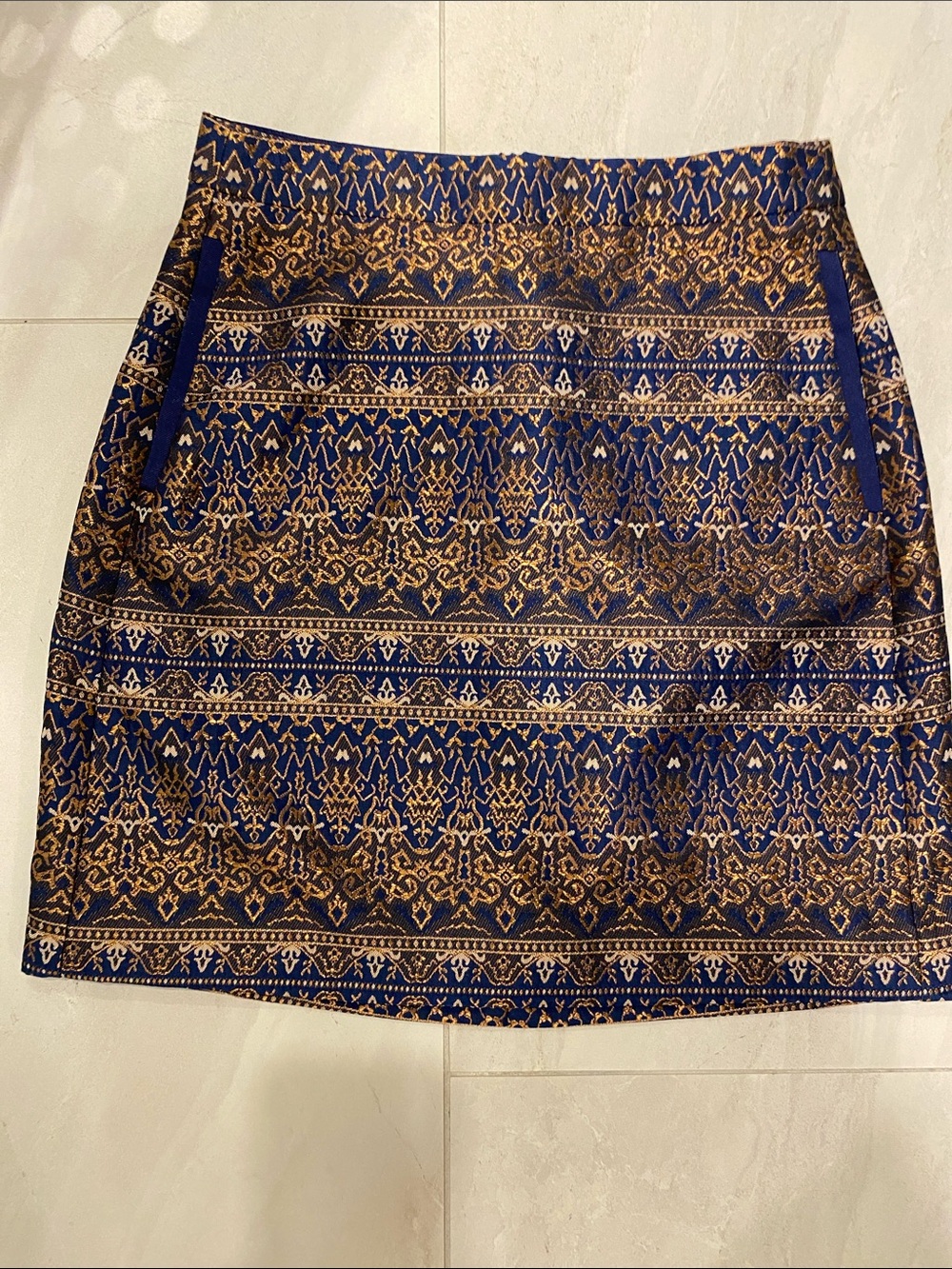 Massimo Dutti Navy and Gold Jacquard Mini Skirt
